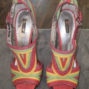 Report Signature Heals, Multi-Color, Size 9